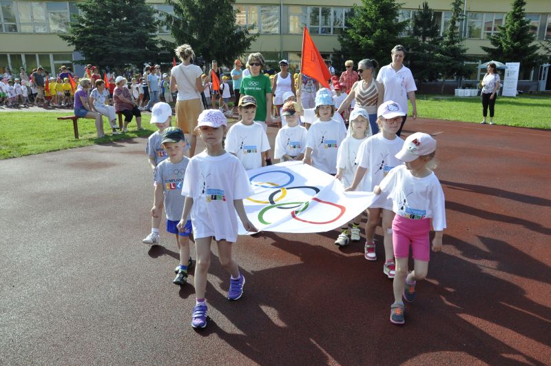 Fotogaléria 11.06.2014 - Okresná olympiáda MŠ (9) 11.06.2014 - Okresná olympiáda MŠ