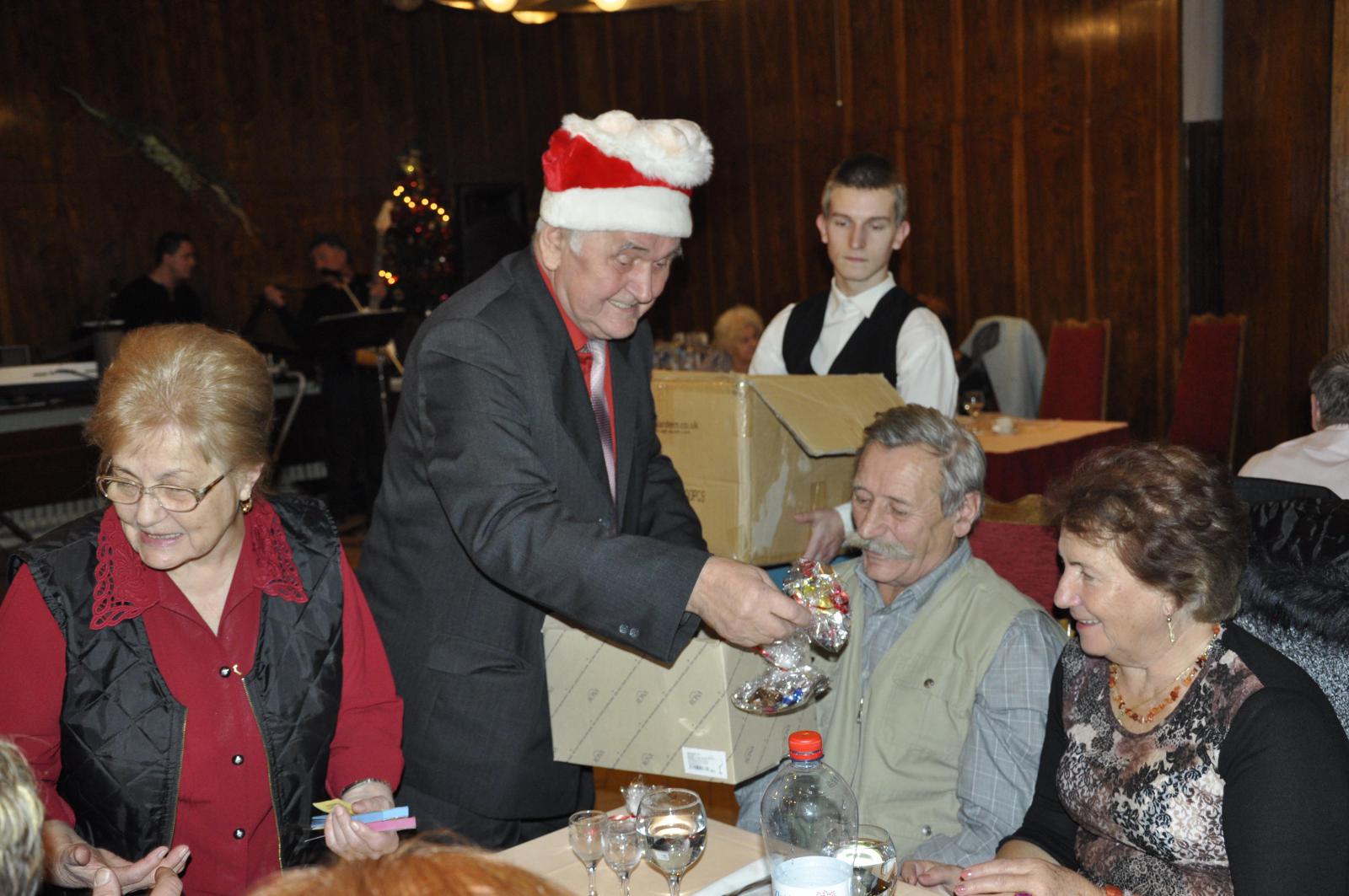 Fotogaléria 05.12.2015 - Mikuláš vo Hviezde (3) 05.12.2015 - Mikuláš vo Hviezde