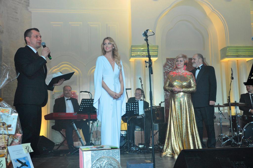 Fotogaléria 21.1.2017 - Reprezentačný ples (21) 21.1.2017 - Reprezentačný ples