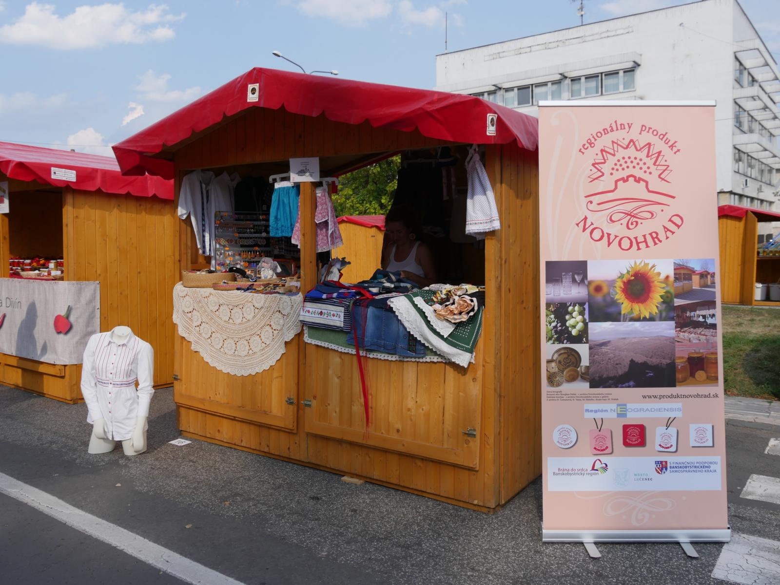 Fotogaléria 23.08.2018 - Odovzdávanie certifikátov za regionálny produkt Novohrad (17) 23.08.2018 - Odovzdávanie certifikátov za regionálny produkt Novohrad