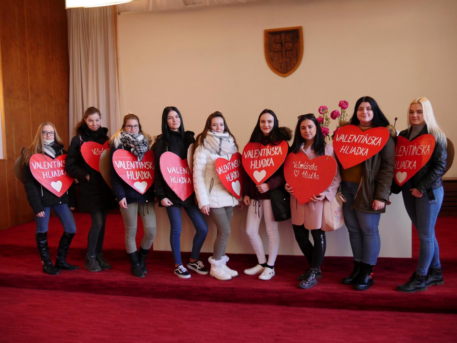 Fotogaléria 14.02.2019 - Valentín v meste (2) 14.02.2019 - Valentín v meste
